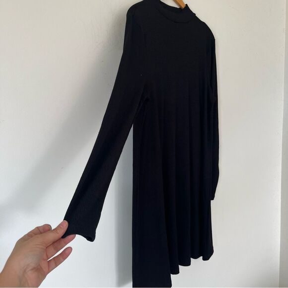 GAP Black Mockneck Ribbed Long Sleeve Knit Sweater Dress - Picture 5 of 9